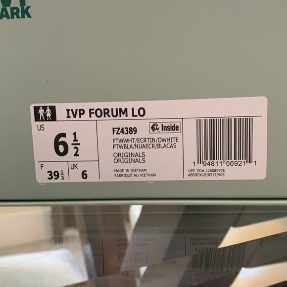 Ivy Park Forum Lo - NWT - Picture 7 of 7